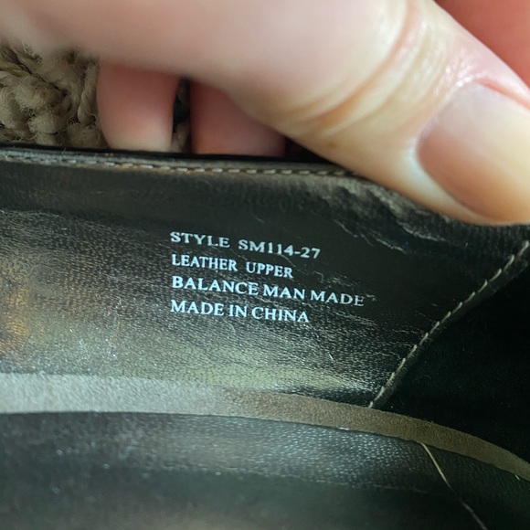 Gray suede peep toe heels - Picture 5 of 8